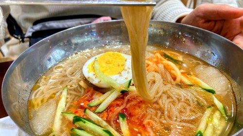 【困惑】韓国ってなんで銀食器なん？www