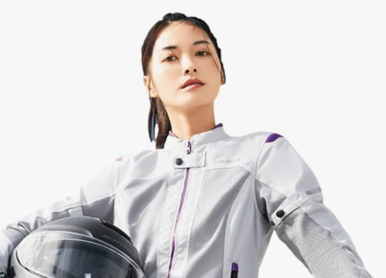 【画像】女ライダーさんの信号待ち、とんでもない事になってたwww【Pickup】