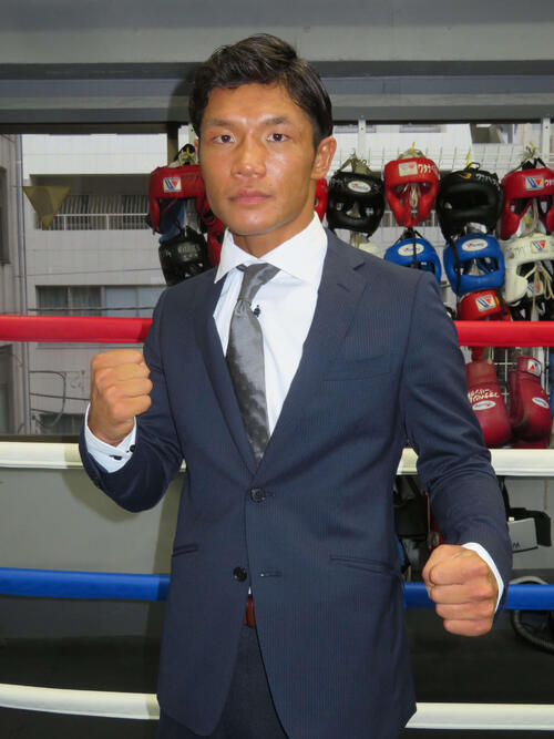 【悲報】現役ランカーの警察官ボクサー杉田ダイスケさん、駐在所で亡くなる・・・・・・・・・