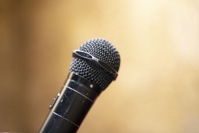 「声優のおもんなバラエティ」が議論に　お遊戯会のような企画に授業参観のように見守るファン