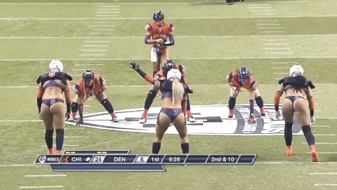 【朗報】女子アメフトのケツwww