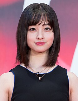 【画像】女優 橋本環奈さん、かなり細くなりました