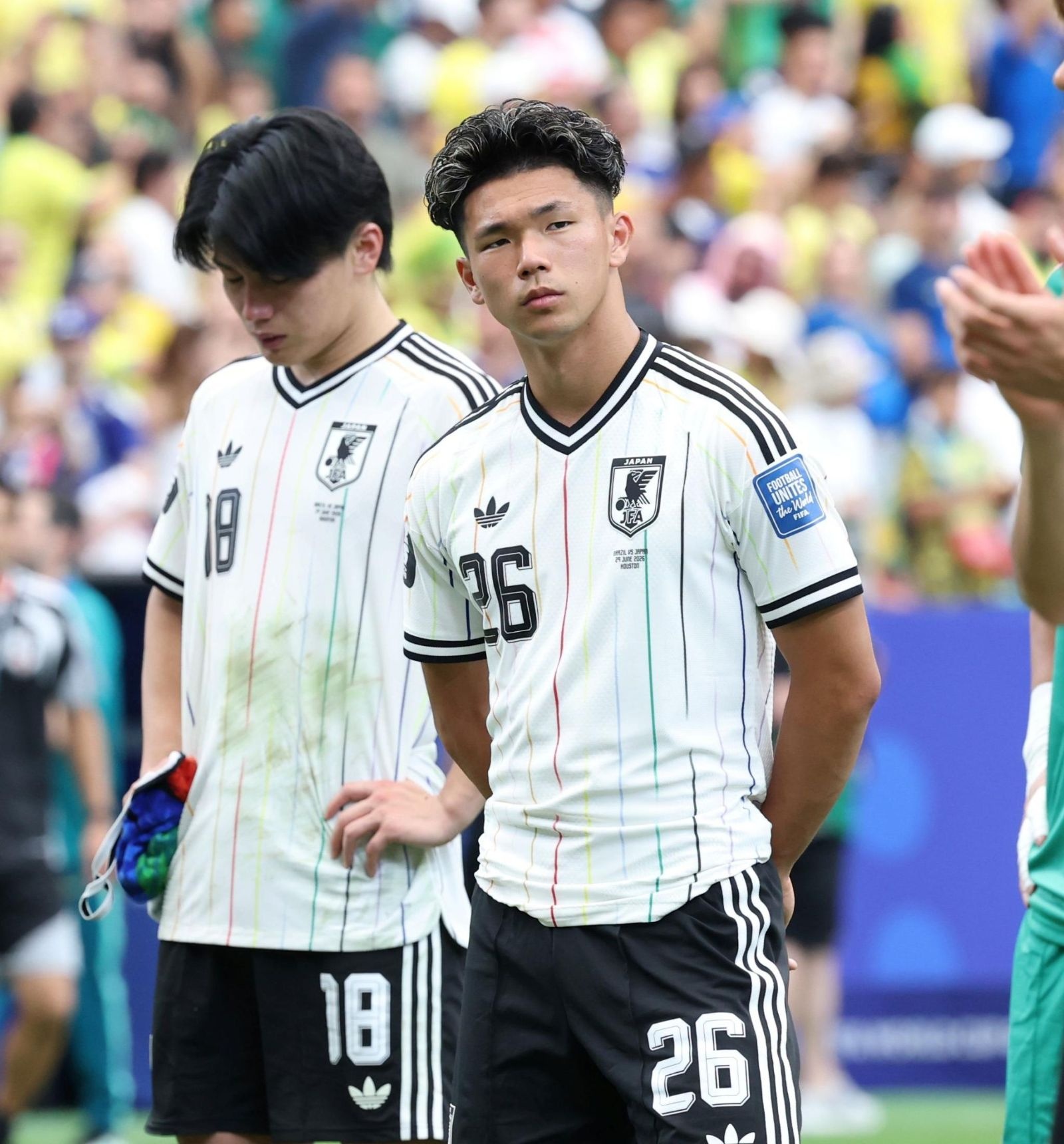 【W杯】サッカー詳しいやつ教えろ。前半と後半でなぜあんなブラジルの強さが変わったんだ？