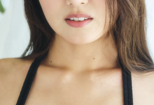 【画像】野球日本女子代表さん(23)、シコすぎる肉体を披露