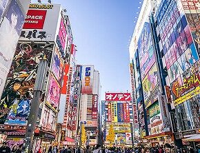 昔の秋葉原「無線！電子部品！オーディオ！家電！」　今の秋葉原「アイドル！アニメ！ゲーム！」