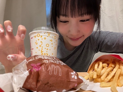 【女優魂】マクドナルドCMスタッフ「ポテトが1本だけなので泣いてください」　江端妃咲「わかりました！」 ←