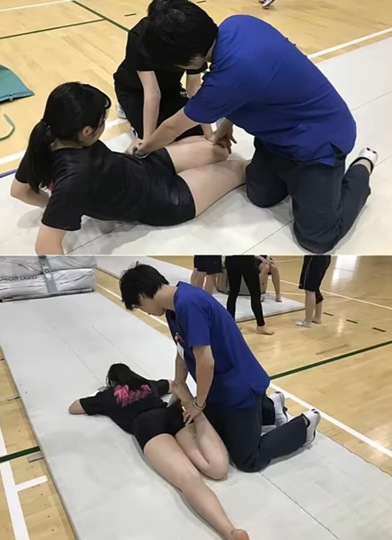 【画像】現役JKのおつぱいやお尻を合法的に揉みまくれる職業、見つかる