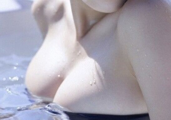 【画像】史上最高グラドル『馬場ふみか』のデカ乳房www