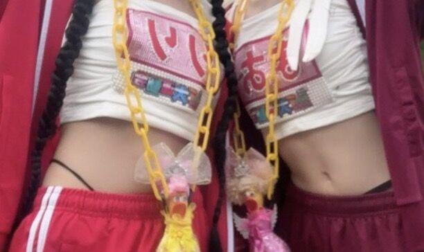 【画像】令和の体育祭、勃起我慢不可避すぎるwww