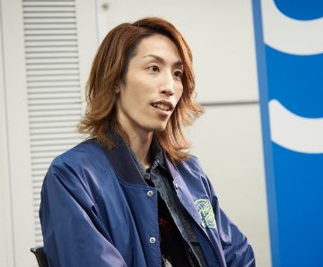 【画像】大人気ストリーマーの釈迦さん、いくら何でも細すぎるwww