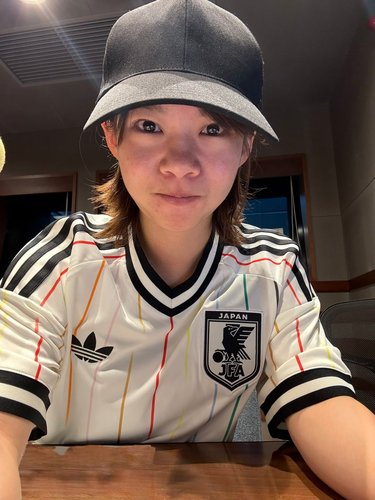 【困惑】高木菜那さん、本田圭佑さんの解説を見習って勉強中