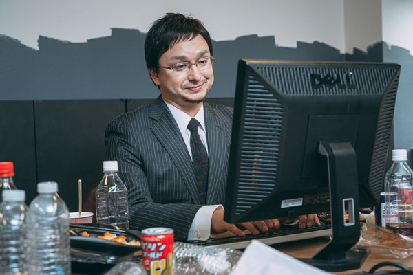 【悲報】ゲーム実況者「ギャハハ！」（年収5000万）ゲームエンジニアワイ「…」（年収600万）←これwww！