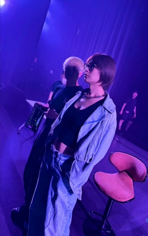【画像】氷川きよしさん(48)更に限界突破www