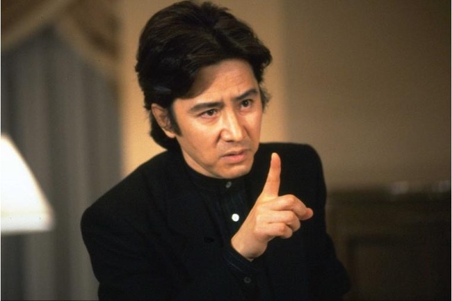 諸事情でこの警察官に絡まれてるんだけどなんとかならない？