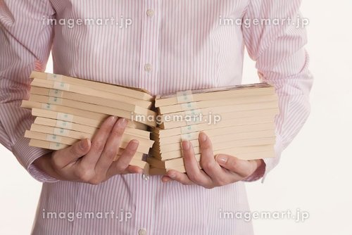 【悲報】人生結局「金」と「女」だよな