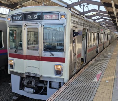 【画像】昨日、京王線に飛び込み自●した女さんwwwギリ生存ｗ