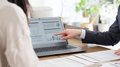 「経営コンサルティング」業、倒産が過去最多に