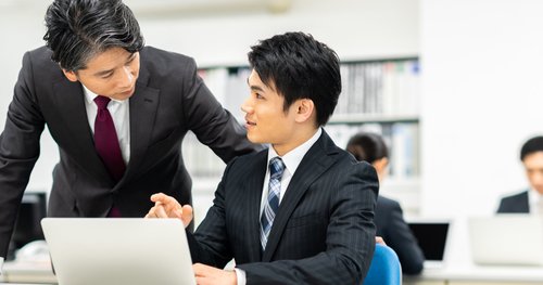 【悲報】敵「なんでミスしたの？」ぼく「誠にごめんなさい……」敵「いやだからなんで？」←これやめろ