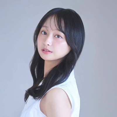 【悲報】影山優佳、何かを察して帰国してしまう・・・