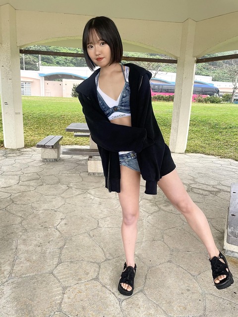 【画像】現役JCちゃんの承認欲求が限界突破www