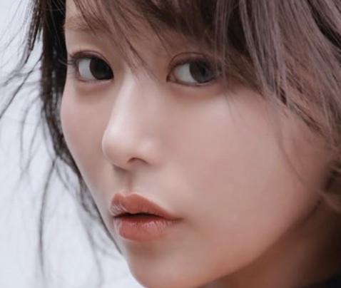 【画像】井口裕香、もはや乳首以外をすべて出してしまう