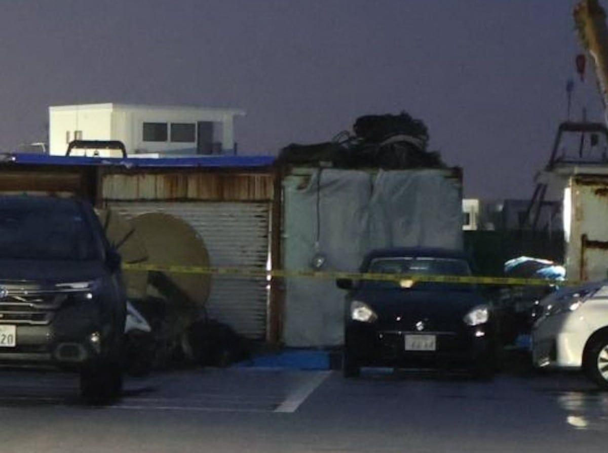 左目と腹に包丁が刺さっていた遺体事件、自殺の可能性が高まる