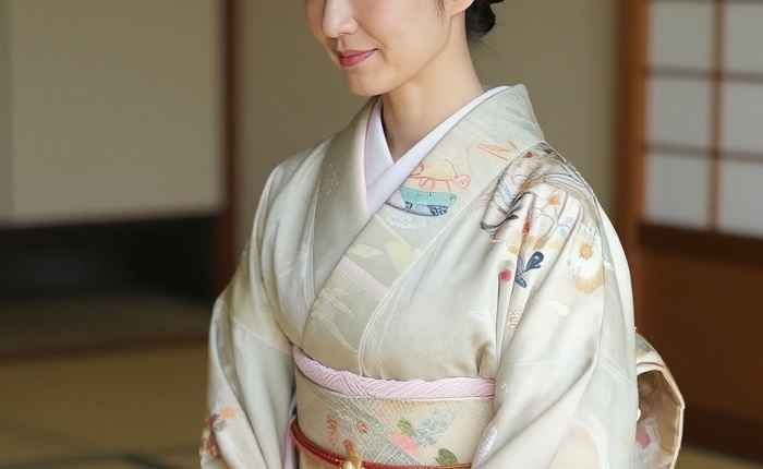 【画像】新婚さんいらっしゃい！に出演した59歳の奥さんがガチのマジで美しい件ｗ