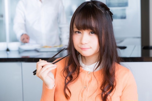 【衝撃】34年間彼氏なし女のPCデスク飯www（※画像あり）