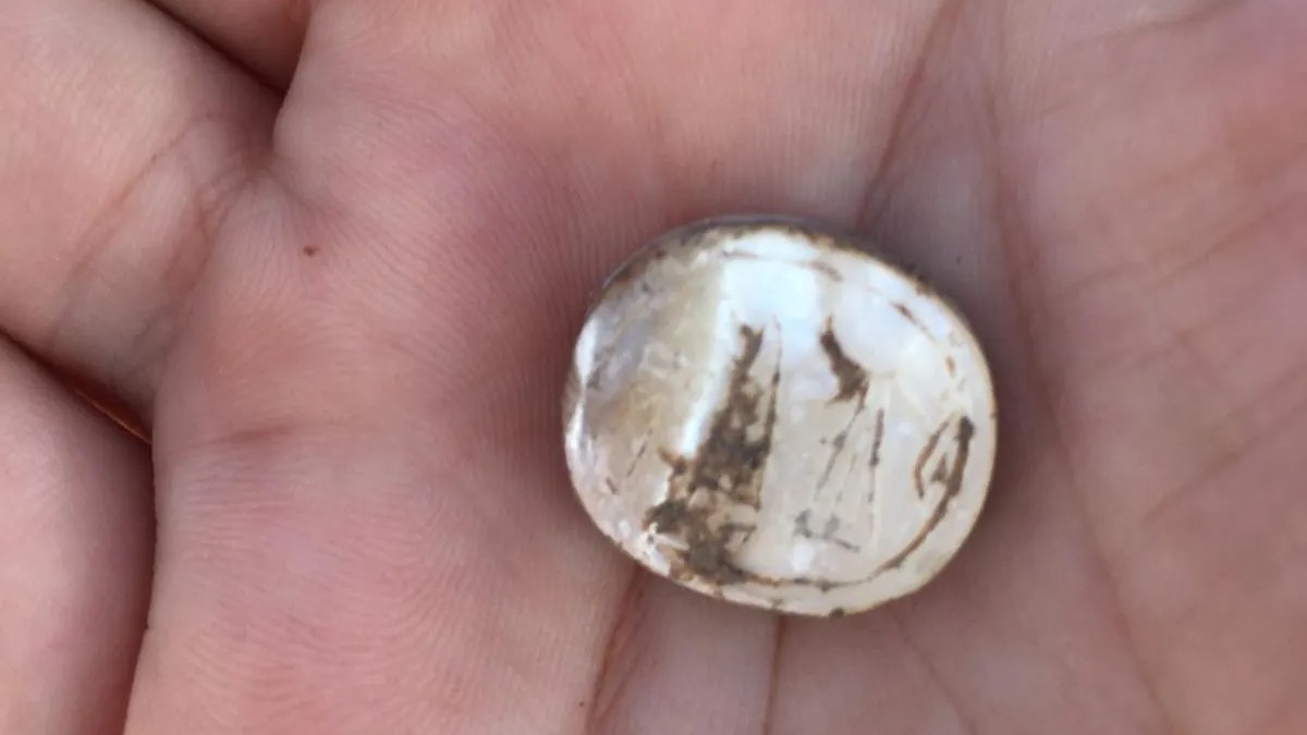 2,700年前の古代アッシリアで、当時の技術では難しい高度な加工の印章を発見
