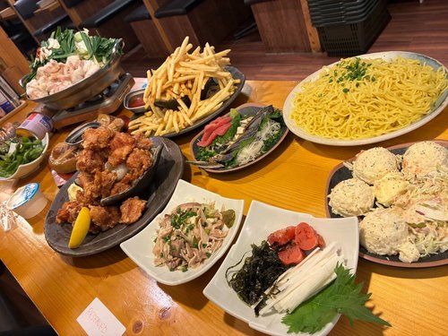 【画像】NVIDIA社長さん（資産31兆円）が日本で食べた食事がこちらwww