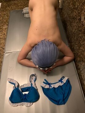 【画像】コスプレイヤーの全裸土下座とかいう