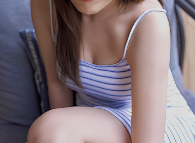 【画像】国宝級のお乳を持つ女子高生（18）見つかってしまう