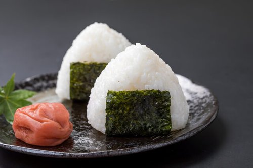 【悲報】夫さん「梅おにぎりが食べたい？任せろ！」結果がとんでもないwww
