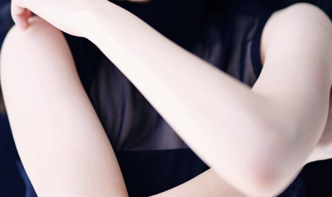 【祝砲】たぬかなさん、出産するも第一子が1075gの超未熟児とのこと