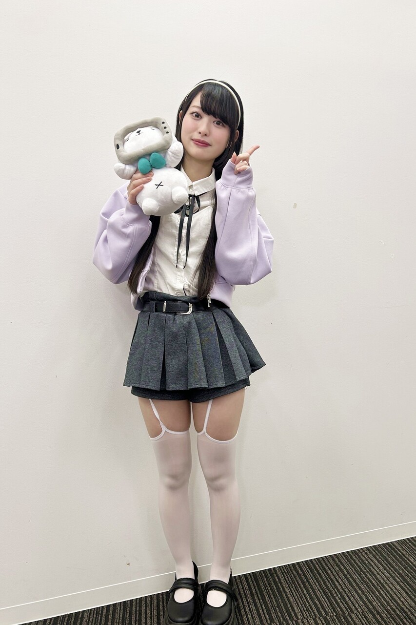 【画像】最近の声優さんは、とても変わったストッキング！？を履くんだね！？