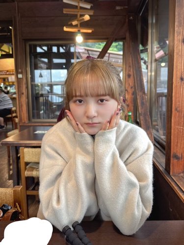 【動画】「ロリ美少女」のジト目、たまらない