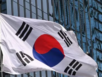 日本人「なんでアジアで韓国だけがお茶碗を持たずにご飯食べるんだろ…w」韓国人「「それはね…」