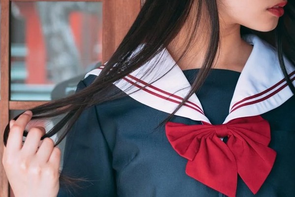 【画像あり】最近の女子高生のダイエット、流石にやりすぎwww