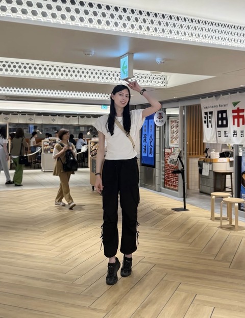【画像】191cmの純日本人の女の子、可愛すぎる