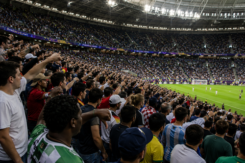 【衝撃】トランプおやびん、FIFA閉会式入場で大ブーイングされた様子がこちらwww(※動画あり)