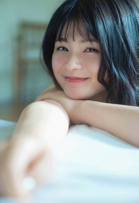 【画像】これよりエチかわいいグラビアアイドル存在する？？