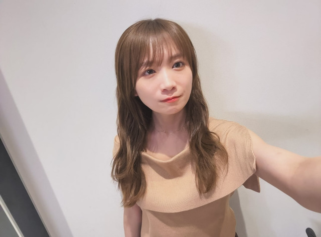 秋元真夏さん、過去最高レベルで髪をバッサリカット！！！【元乃木坂46】