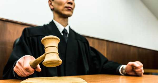 酒酔い運転で35点免許取消食らったわ…裁判所に行かなきゃいけないらしい 頑張って取り直したのにまた取消ってまじざけんなよ