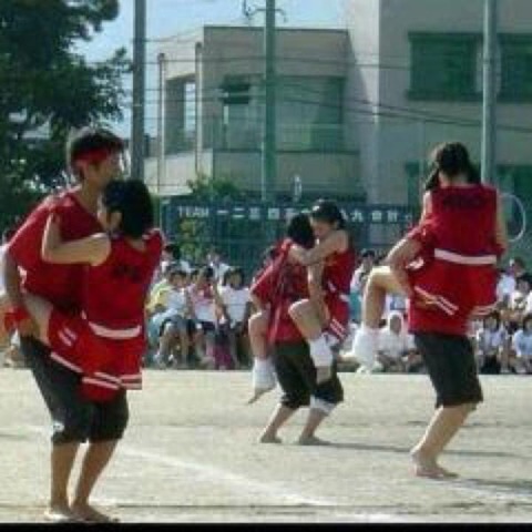 【悲報】体育祭で性交www【画像】