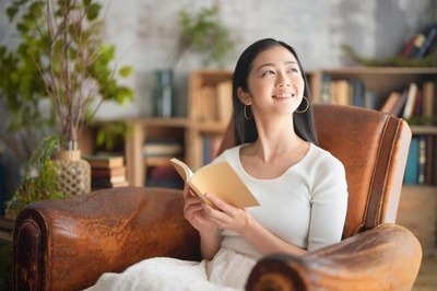【画像】コミケ、とんでもない恵体の女が現れてしまうwww