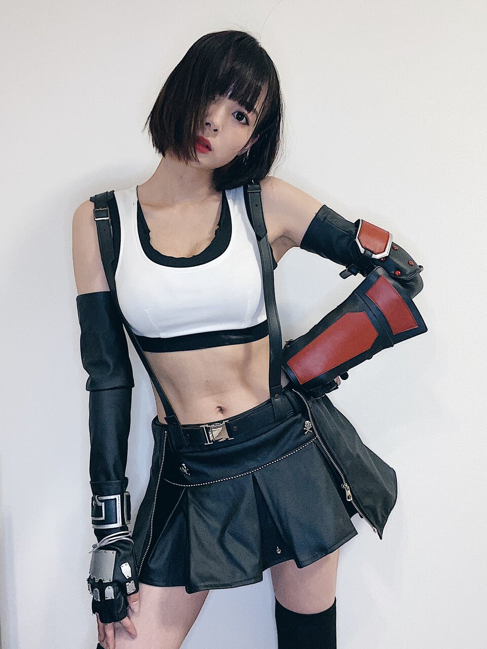 【画像】岡田紗佳(32)さんのムキムキボディ！
