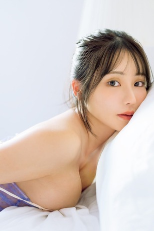 【画像】Hカップの白百合女子大卒お嬢様、脱いだらヤバすぎwww新田妃奈、ランジェリーグラビアで圧倒的プロポーションを大胆披露！！！