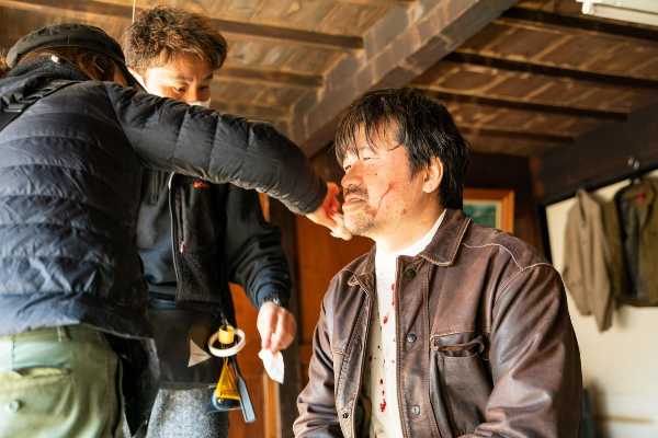 佐藤二朗さん、橋本愛の前で「どんどん触れていい」「触って」と当てつけのようにアピールしまくっていたwww