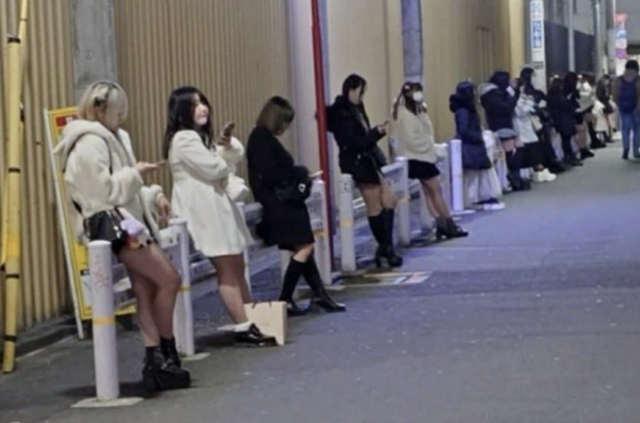 【なるほど】フェミニスト「性加害者の8割が男性だから、男性は全員レ○プ魔だ！」