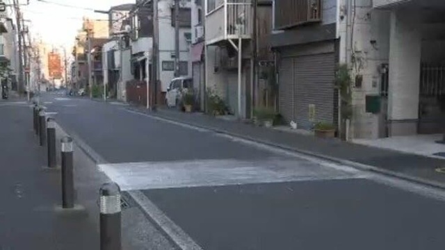 保育園男児(3)がバンに轢かれ死亡　反対側にいた祖母に向かい1人で道路渡る  [7/20]